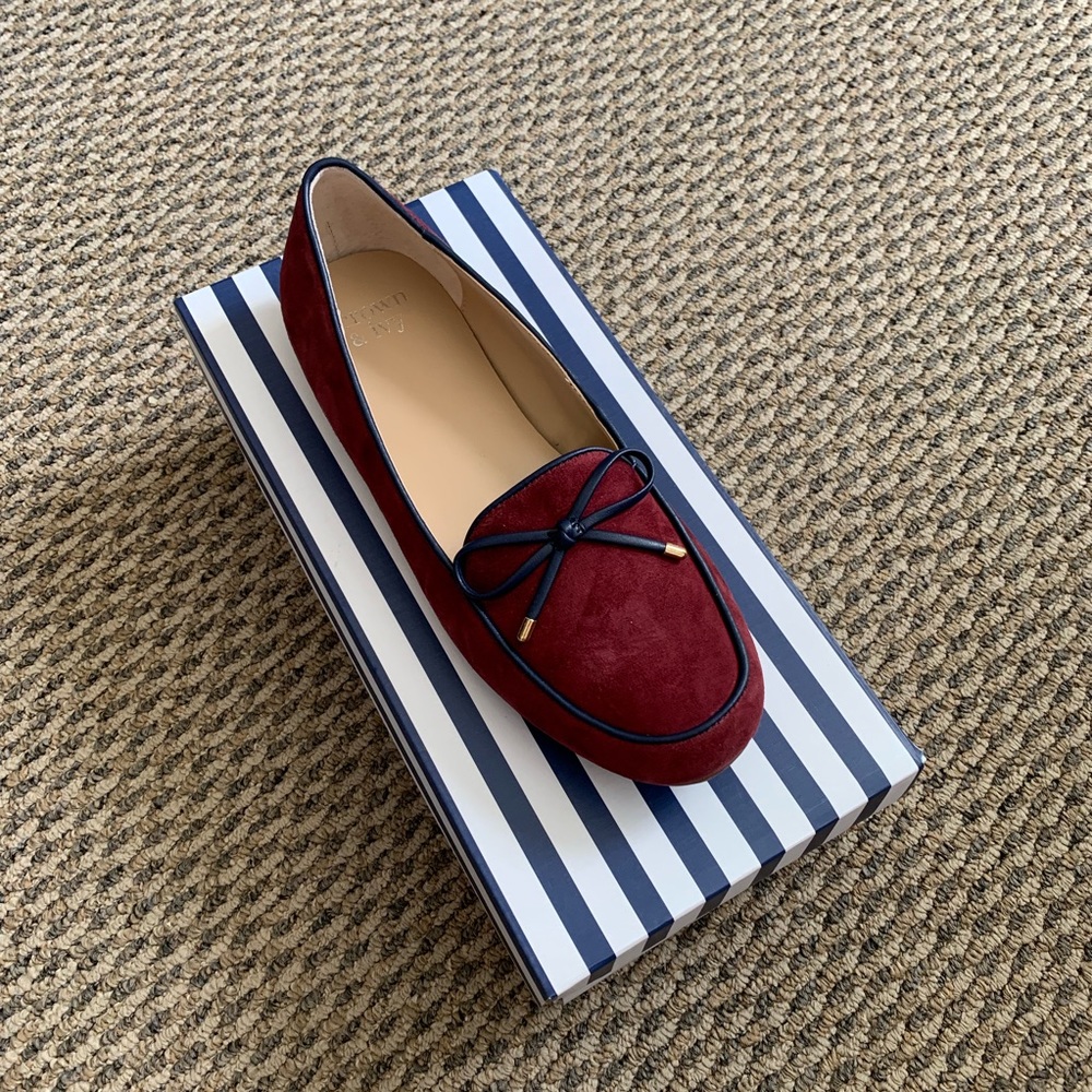 NIB Crown & Ivy loafers-7.5